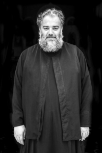 Anastas, Priester der Griechisch-Orthodoxen Kirche, Tirana